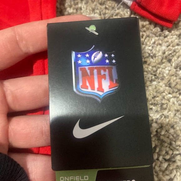 NFL Travis Kelce Jersey - Picture 6 of 6